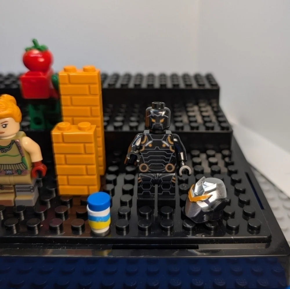 8 Minifigures- Fortnite Videogame Building Block Toys Omega Tomato Head